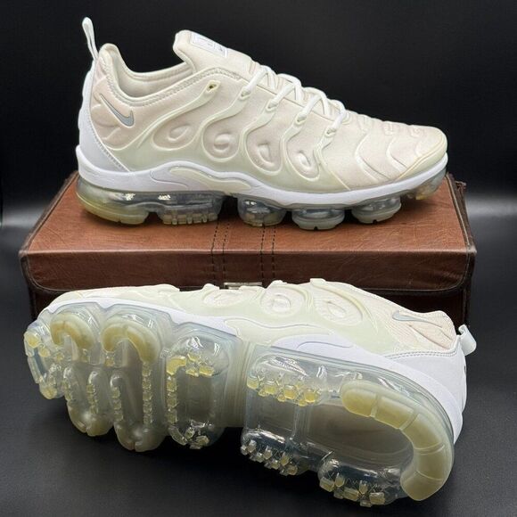 Air VaporMax Plus 'White Platinum' - Picture 11 of 11